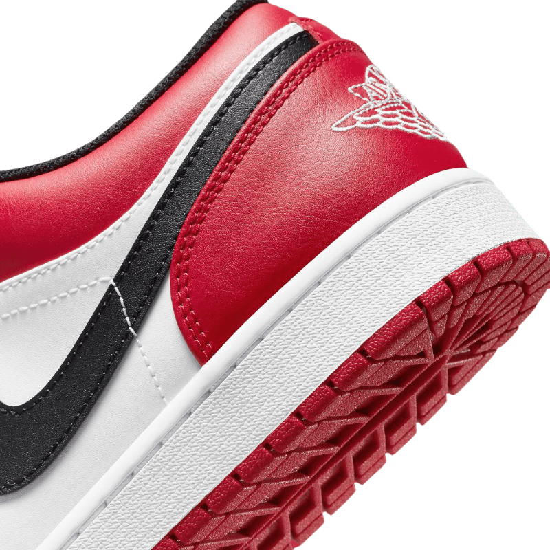 Air Jordan 1 Low Bred Toe
