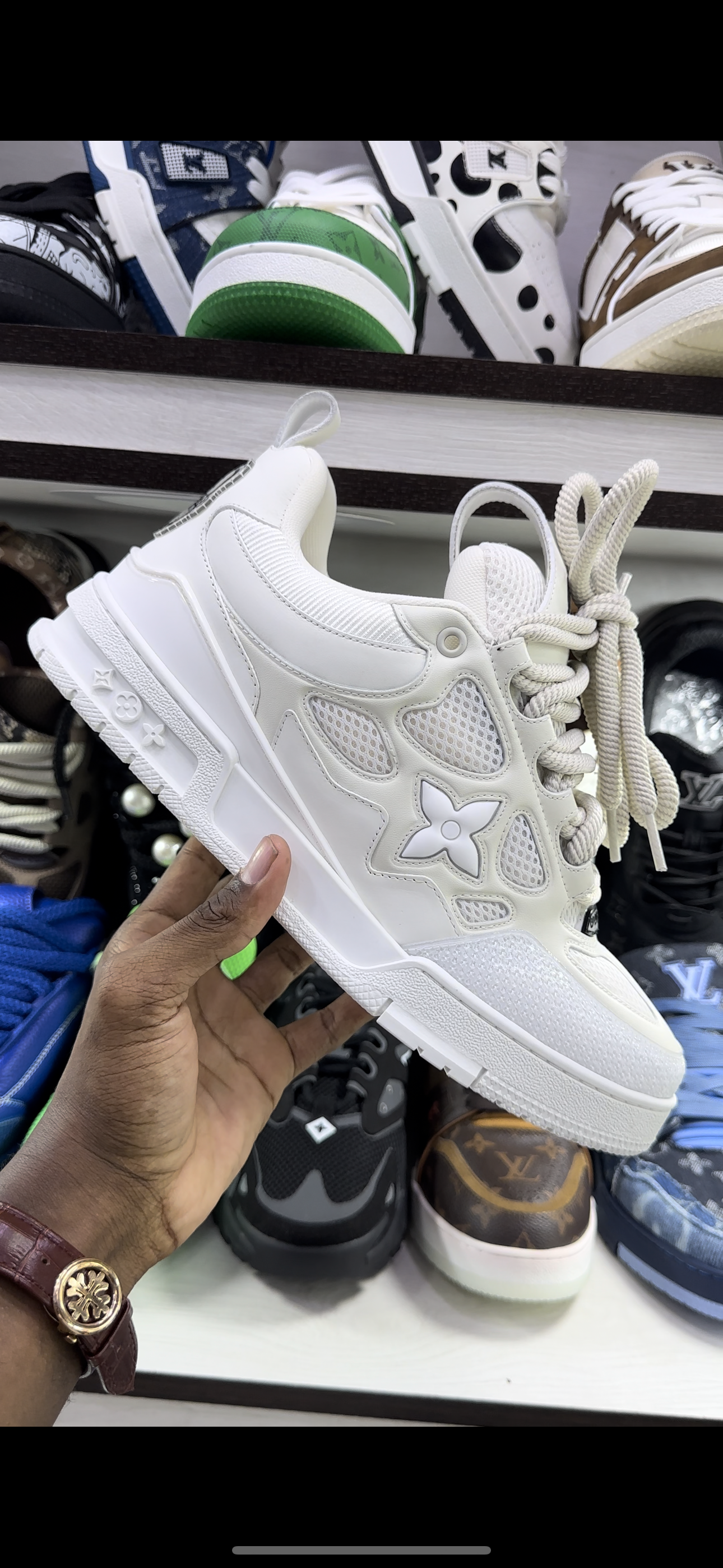 LV - 1854 Branco