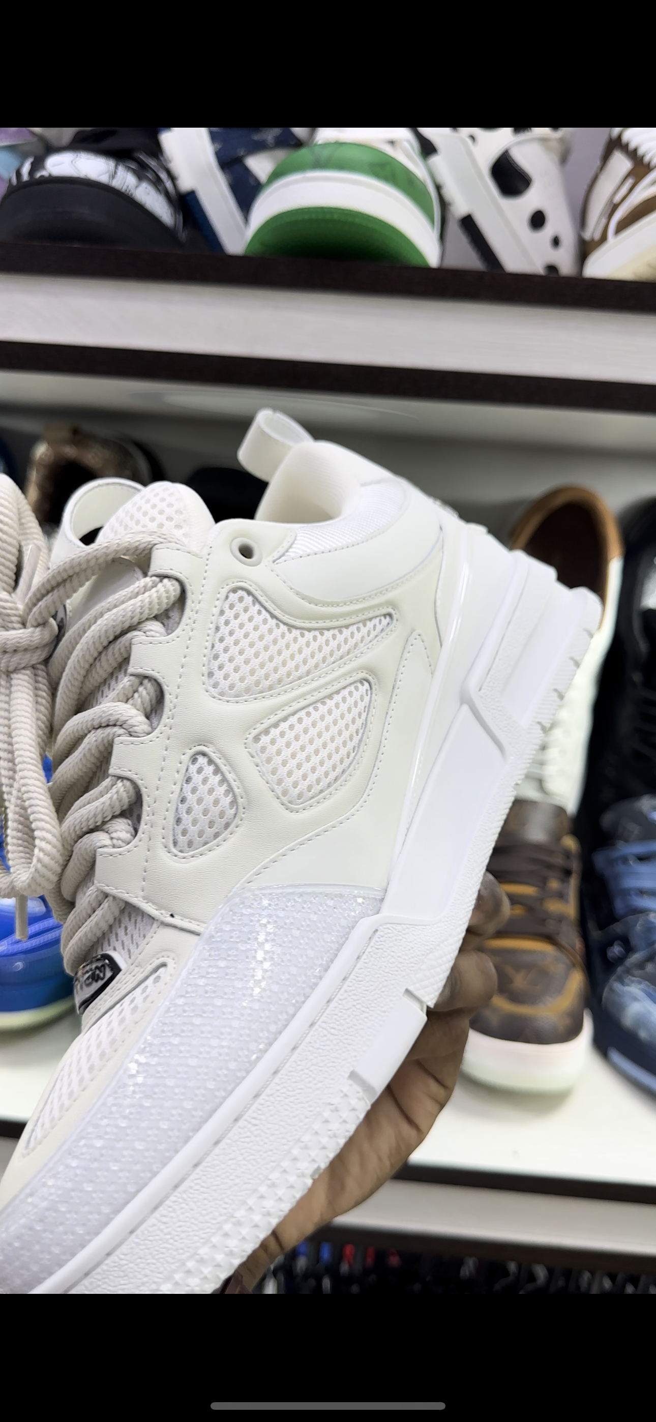 LV - 1854 Branco