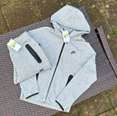 Kit NK Tech Fleece Completo