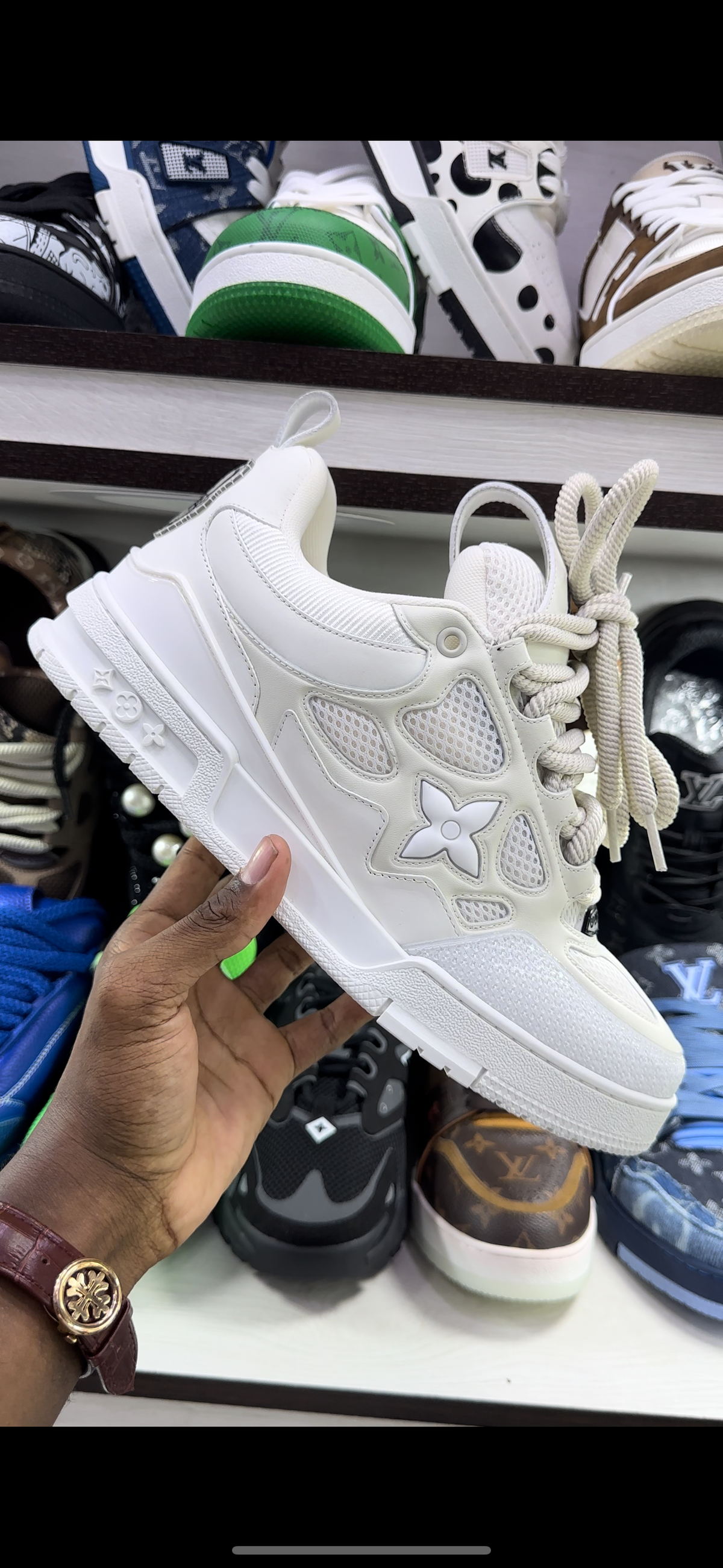 LV - 1854 Branco